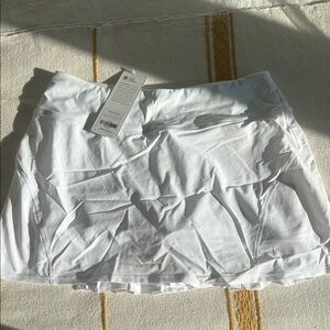 CRZ YOGA White Athletic Skort - Medium - NWT